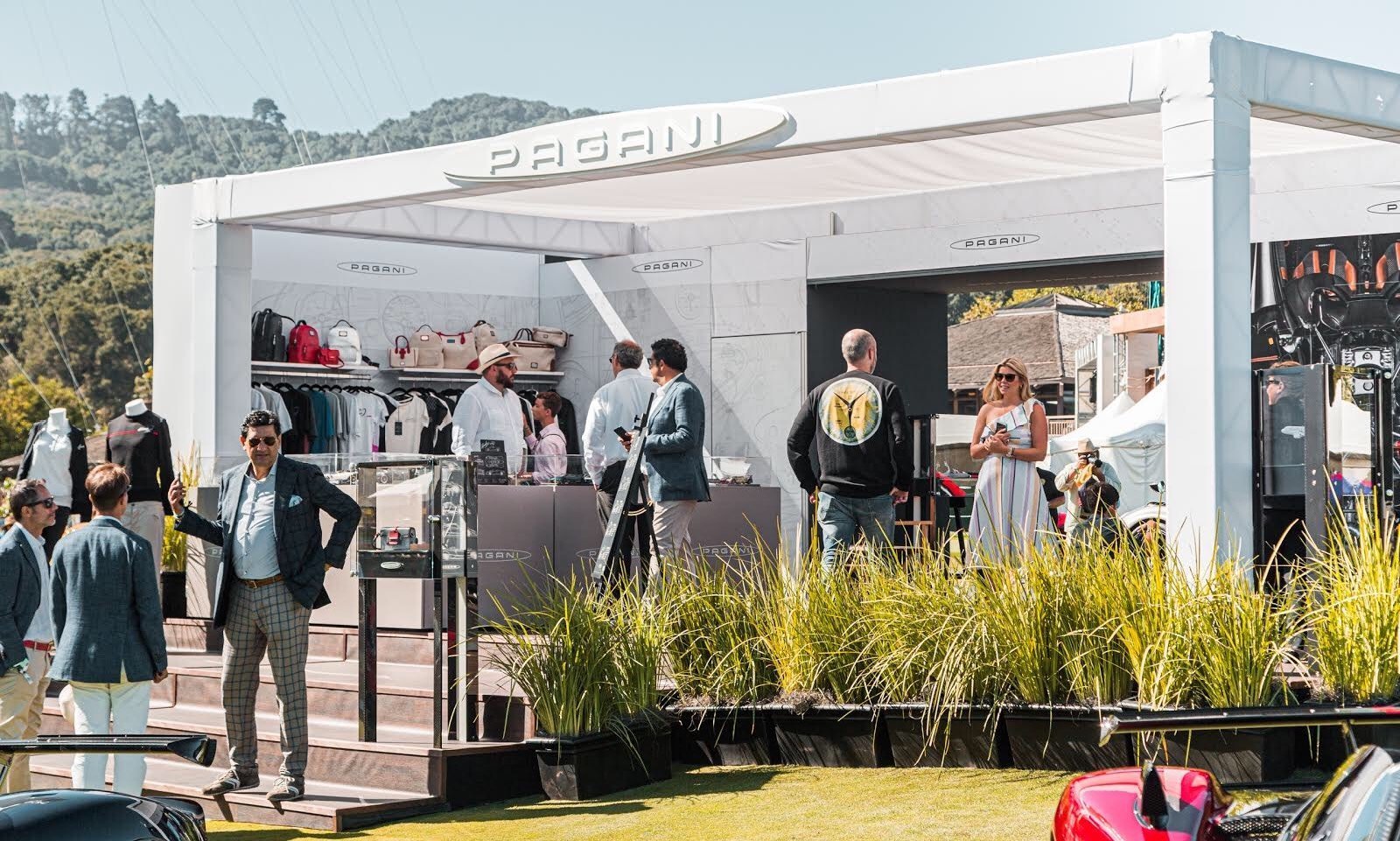 Pagani at the Monterey Car Week: The new Huayra Roadster BC and the store dedicated to clothing